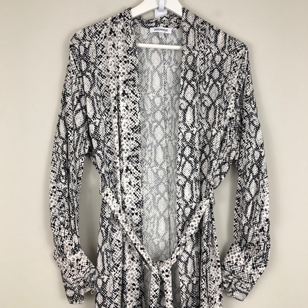 NEW Good American The Sheer Snake Skin Python Robe - Picture 5 of 9